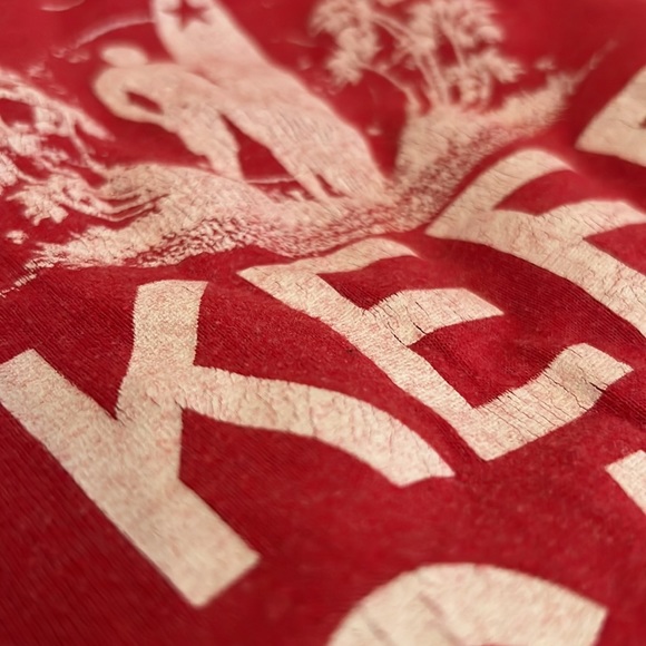 Soft cotton Red Keep Calm and Surf On! Shirt gently used. - Picture 4 of 4